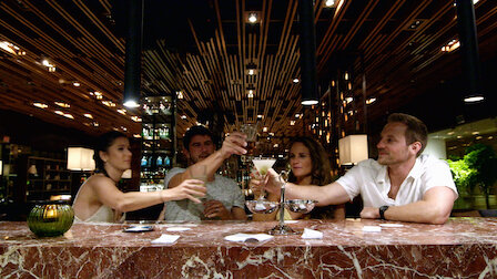 Tonton Malam Terakhir di Surga. Episode 5 Season 1.